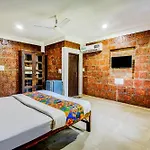 Fabhotel Arya\'S Hyderabad Resort - Nr Calangute Beach