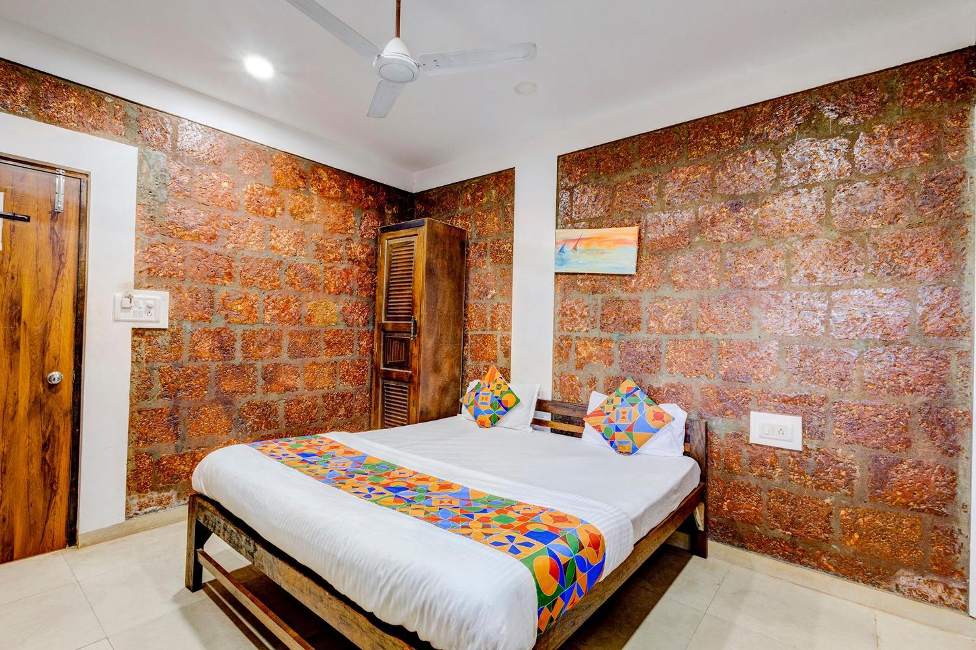 Resort Fabhotel Arya's Hyderabad - Nr Calangute