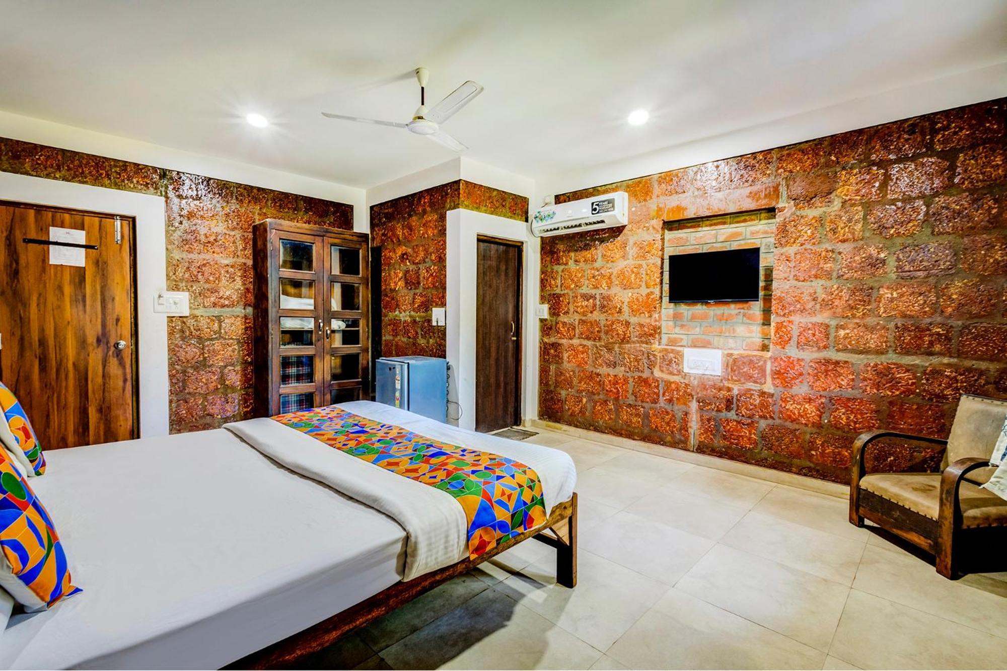 Fabhotel Arya's Hyderabad - Nr Resort *